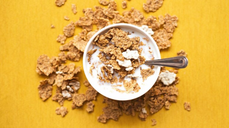 Los cereales sin azúcar son una opción muy sana para desayunos o meriendas.