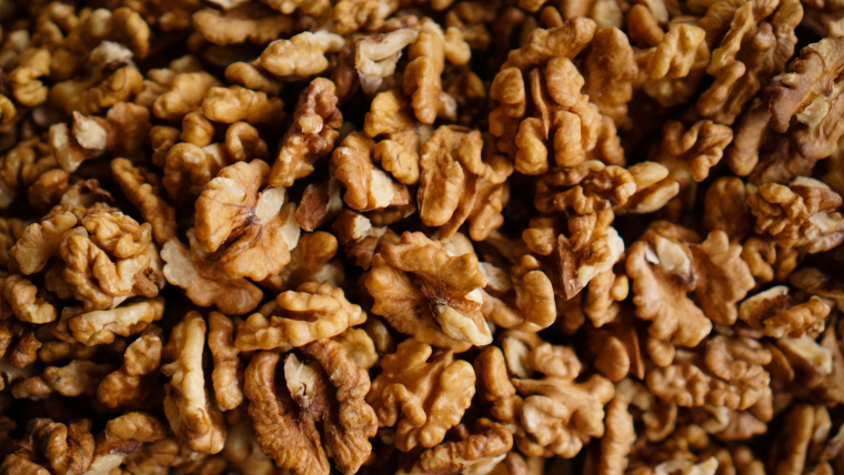 Las nueces son uno de los alimentos más ricos en vitamina E que podemos encontrar.
