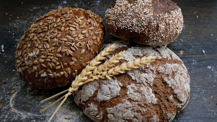 Los alimentos integrales son una fuente de fibra para nuestro organismo.