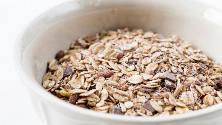 Conocemos qué es la avena y los beneficios de este cereal rico en fibra.
