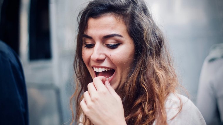 Las llagas o aftas bucales son pequeñas úlceras dolorosas que aparecen según diferentes causas.